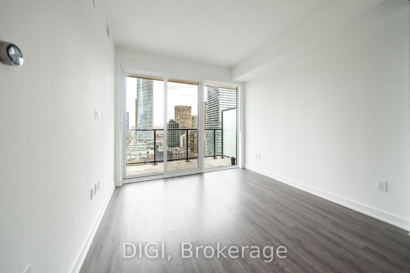 8 Gloucester Street, Unit 2004 - Photo 5