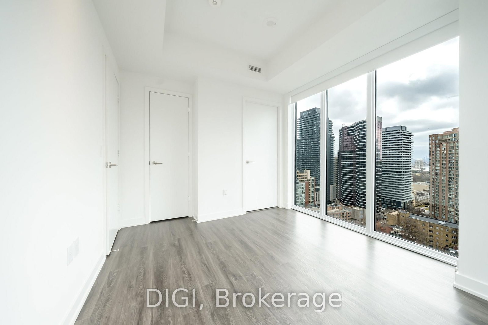 8 Gloucester Street, Unit 2004 - Photo 7