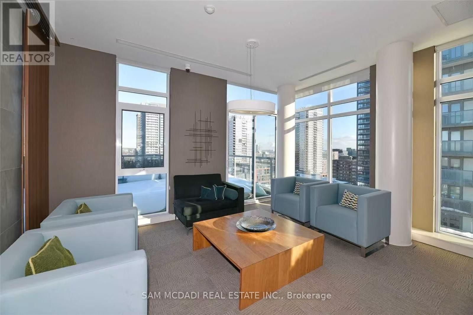 260 Sackville Street, Unit 909 - Photo 20