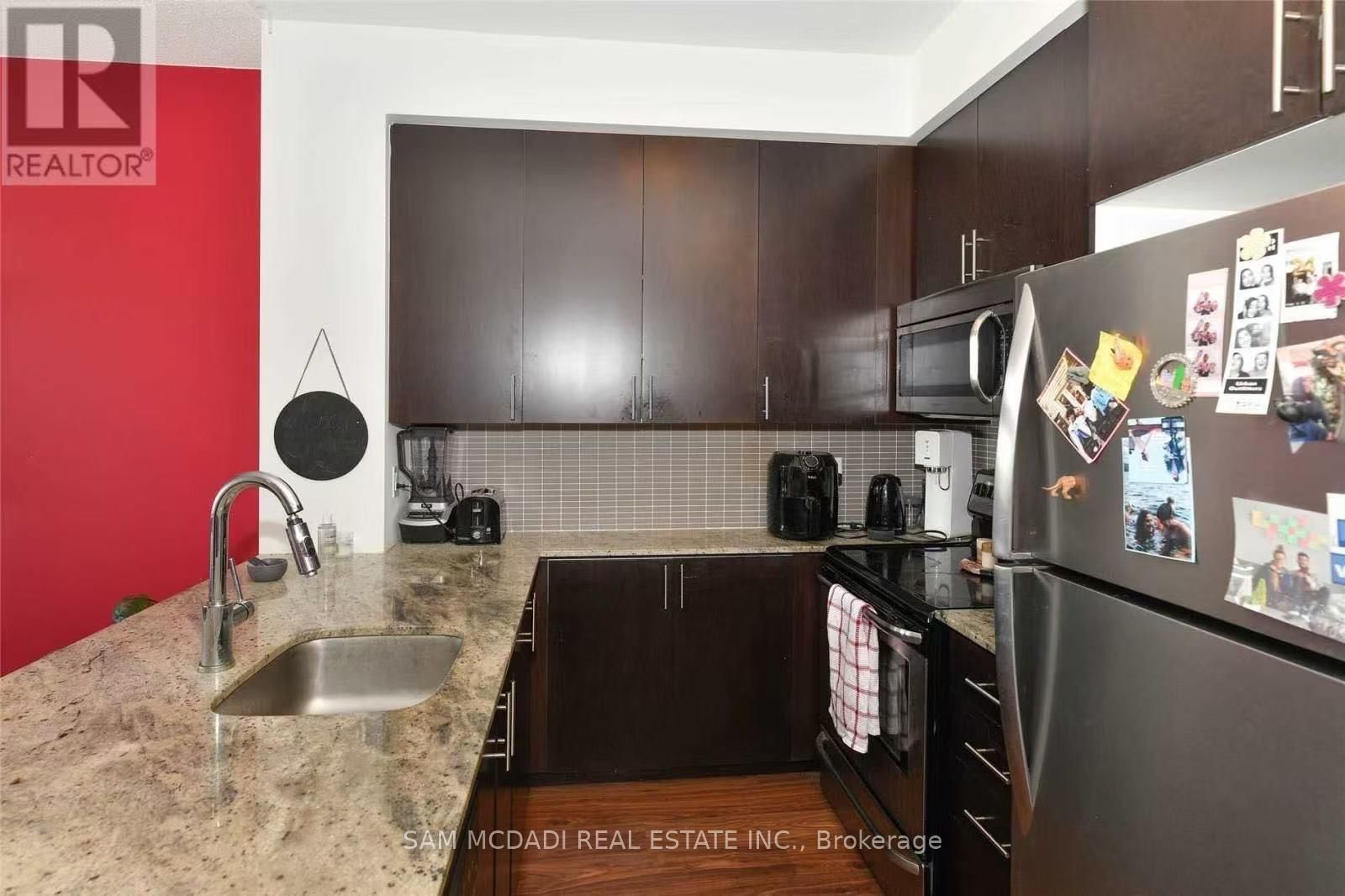 260 Sackville Street, Unit 909 - Photo 5