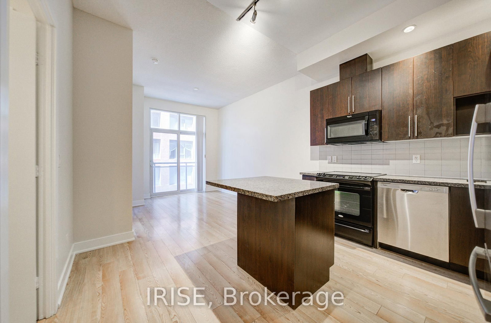 28 Linden Street, Unit 1109