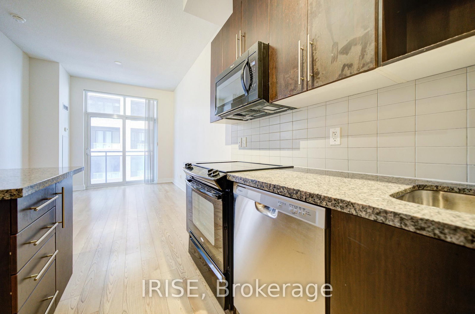 28 Linden Street, Unit 1109 - Photo 10