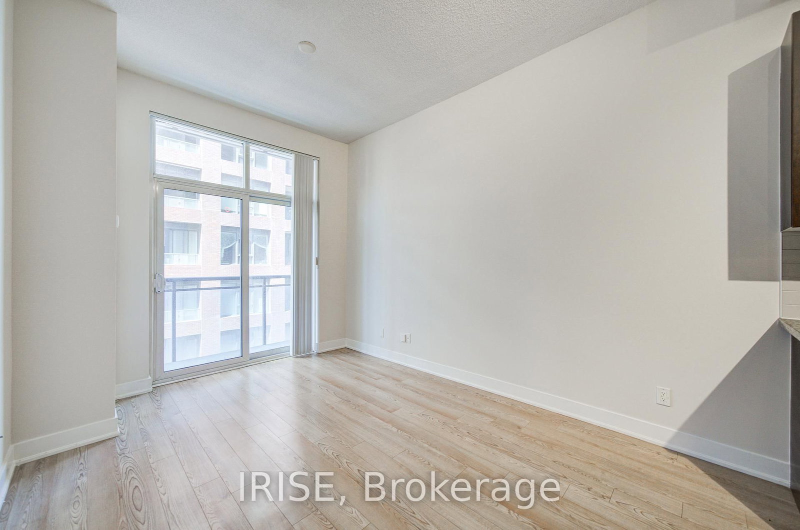 28 Linden Street, Unit 1109 - Photo 12