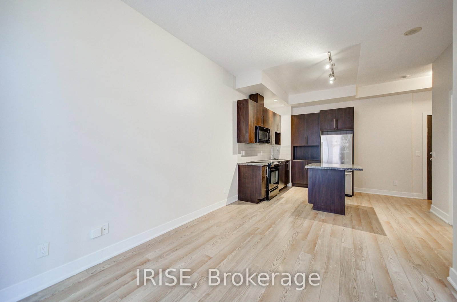 28 Linden Street, Unit 1109 - Photo 14