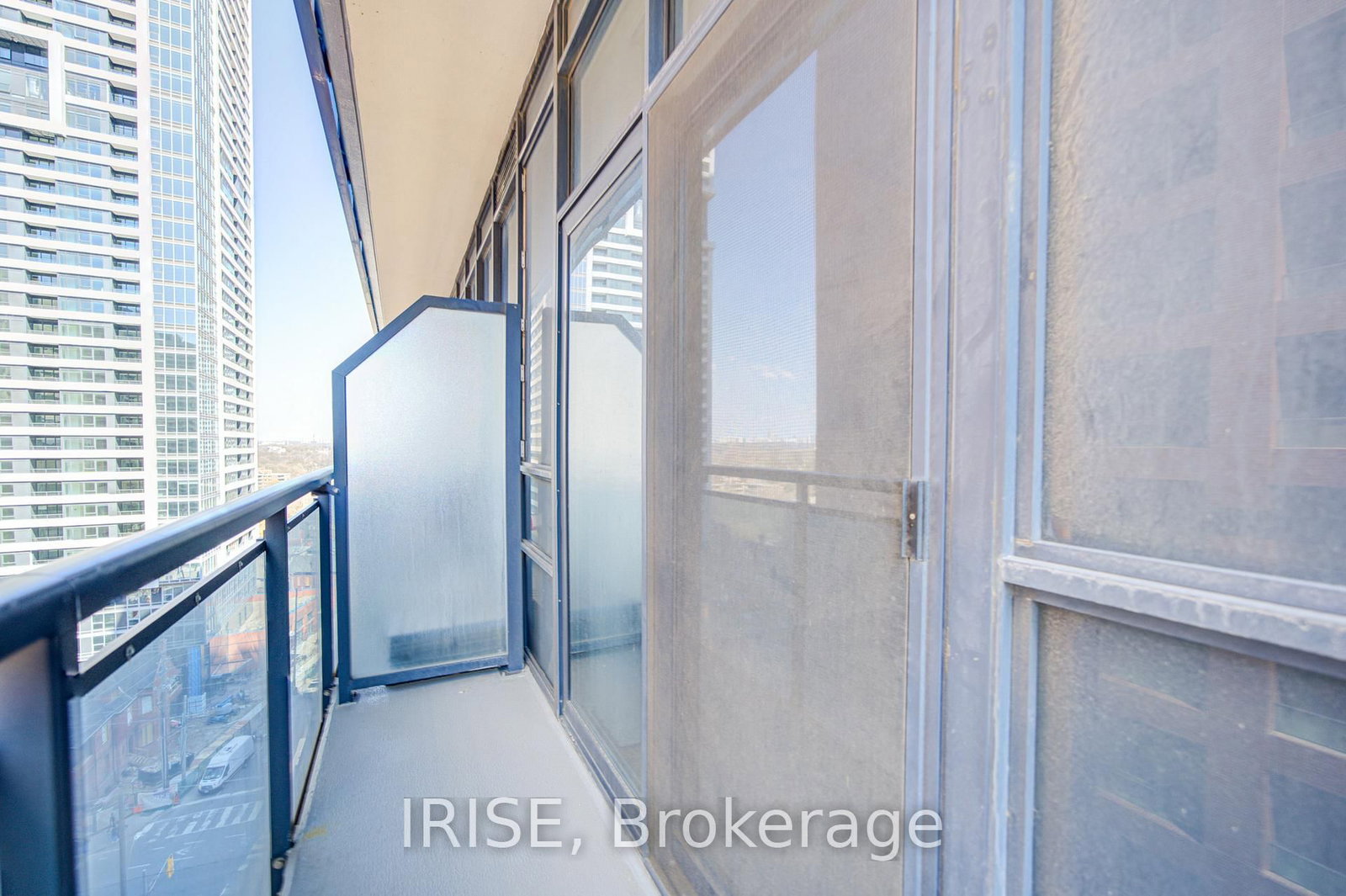 28 Linden Street, Unit 1109 - Photo 24