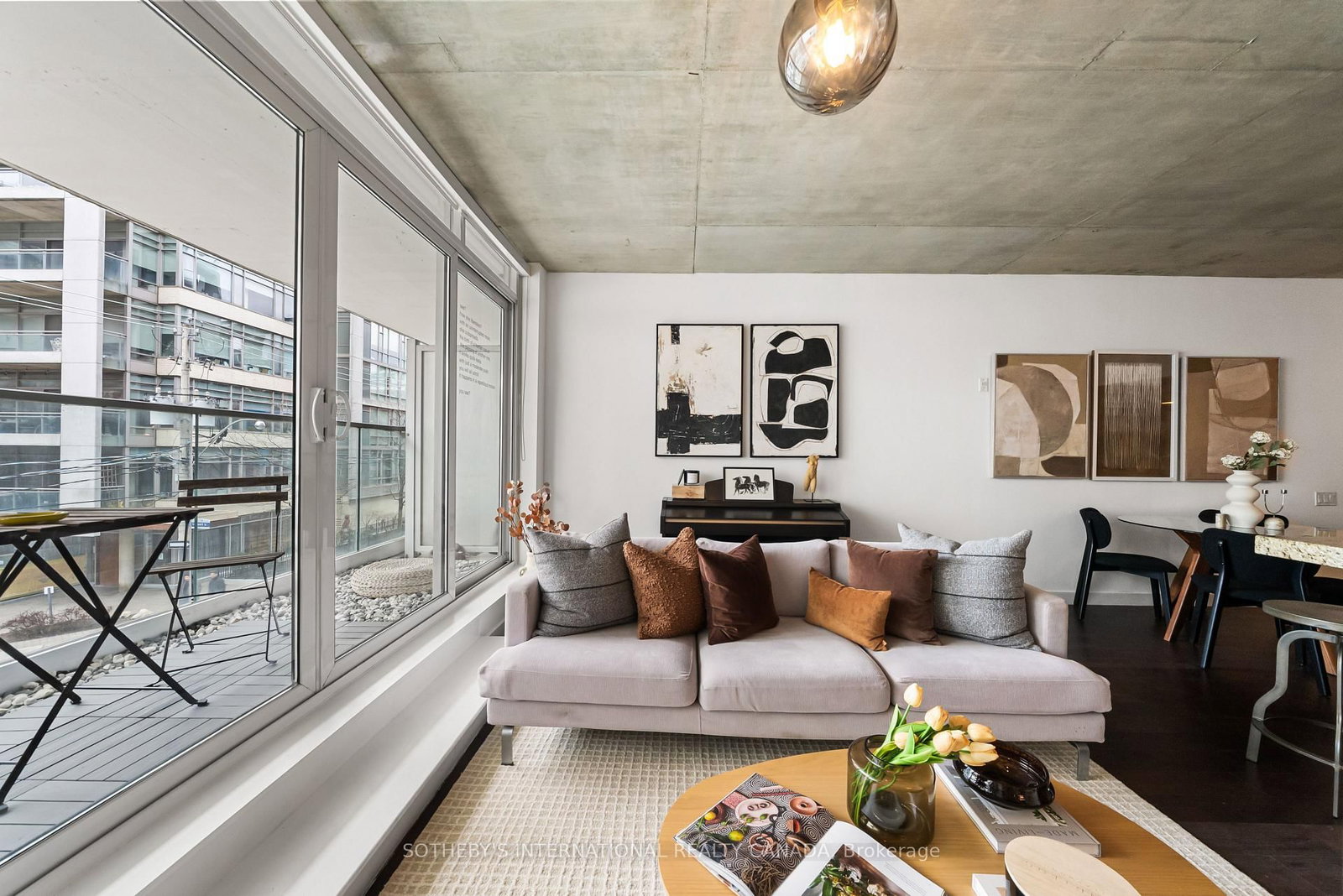 75 Portland Street, Unit 302 - Photo 11