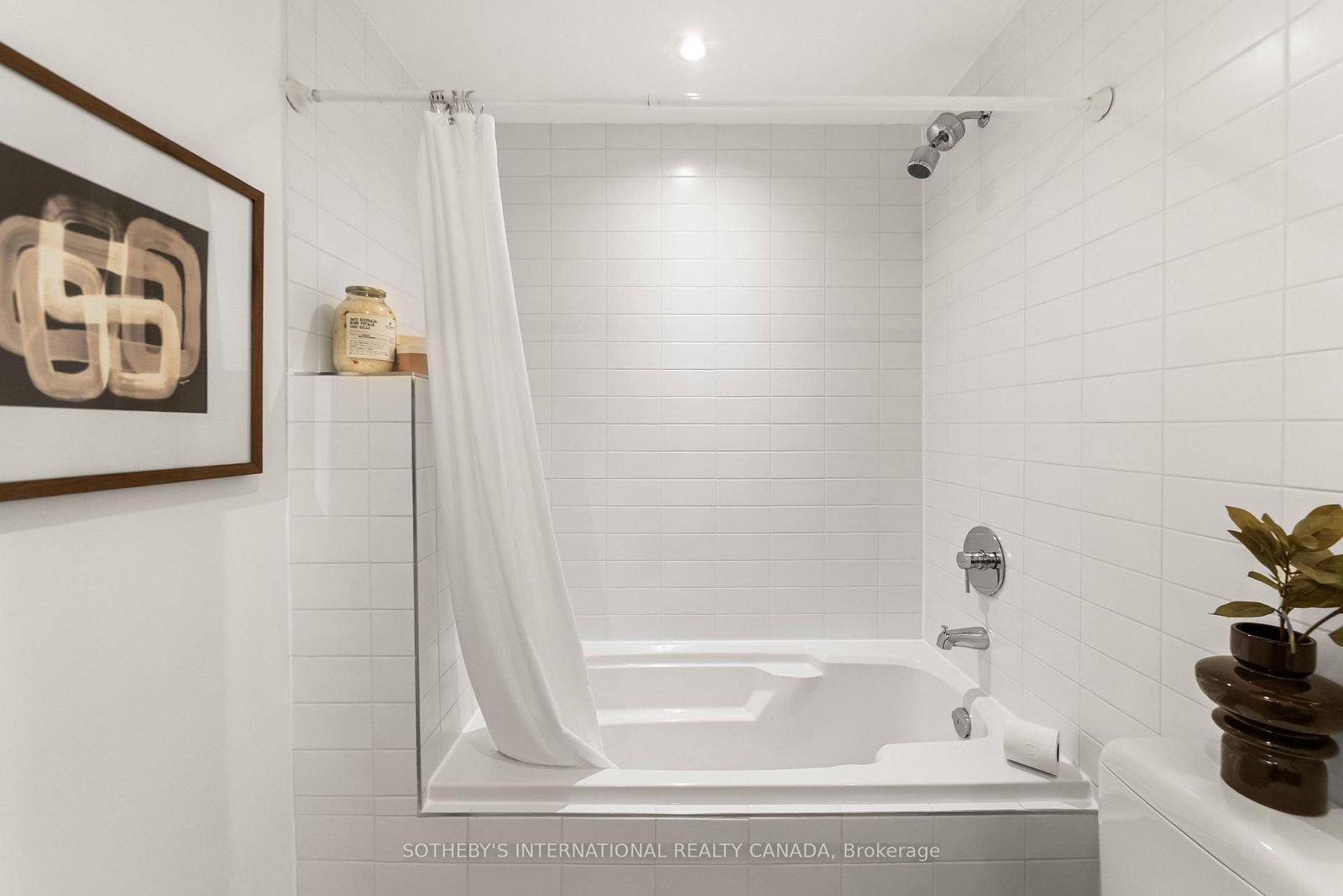 75 Portland Street, Unit 302 - Photo 22