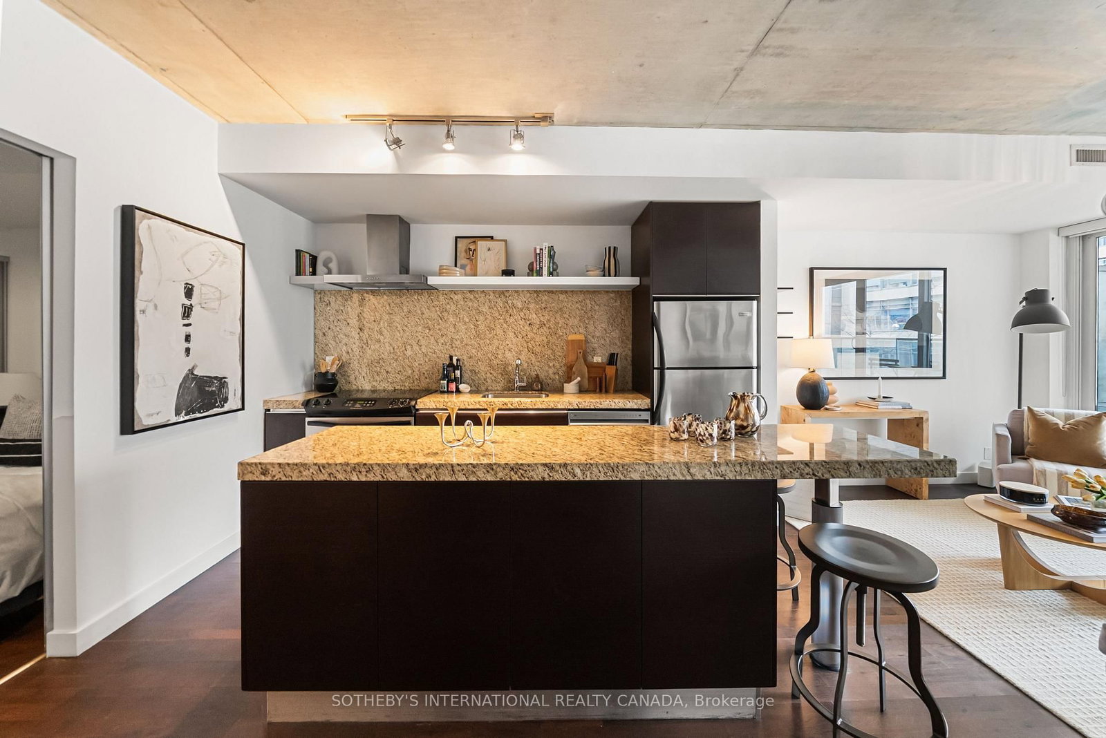 75 Portland Street, Unit 302 - Photo 8