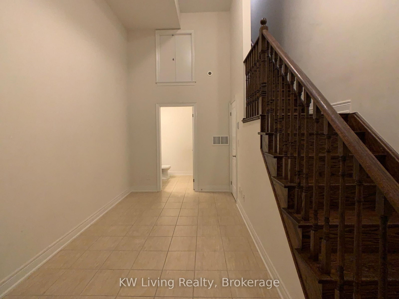 50 Hargrave Lane, Unit 5 - Photo 9