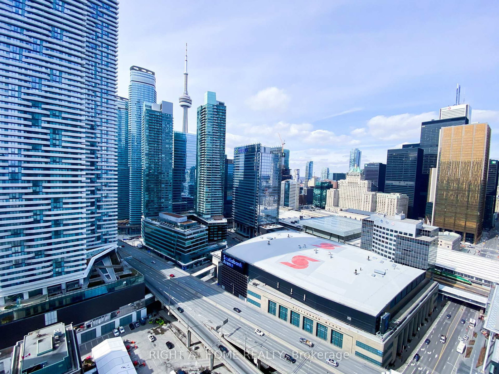 33 Bay Street, Unit 3213 - Photo 17