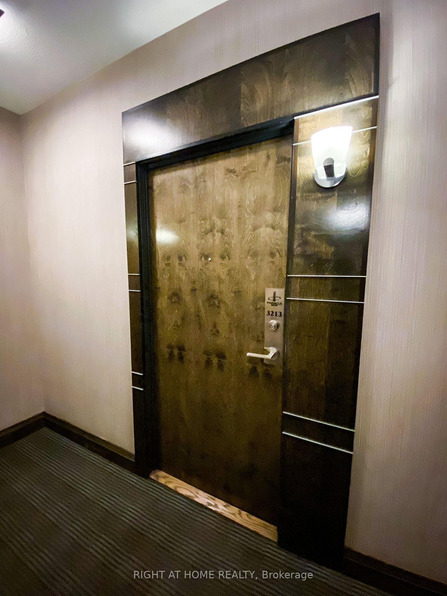 33 Bay Street, Unit 3213 - Photo 2