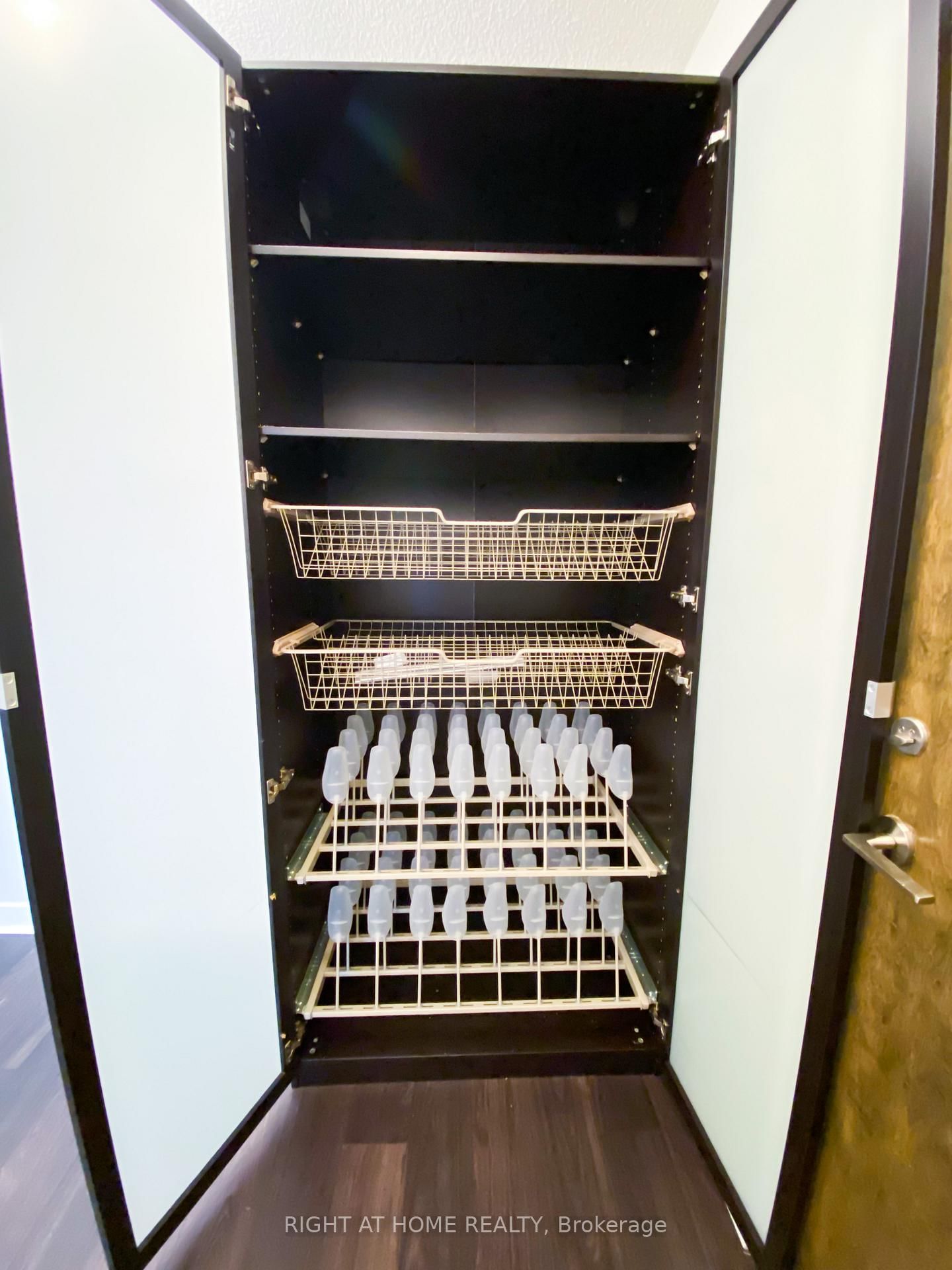 33 Bay Street, Unit 3213 - Photo 20