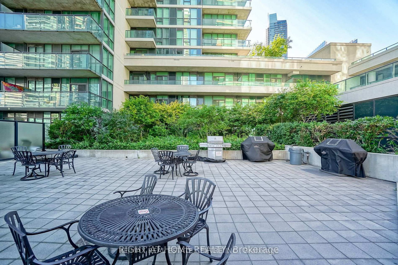 33 Bay Street, Unit 3213 - Photo 23