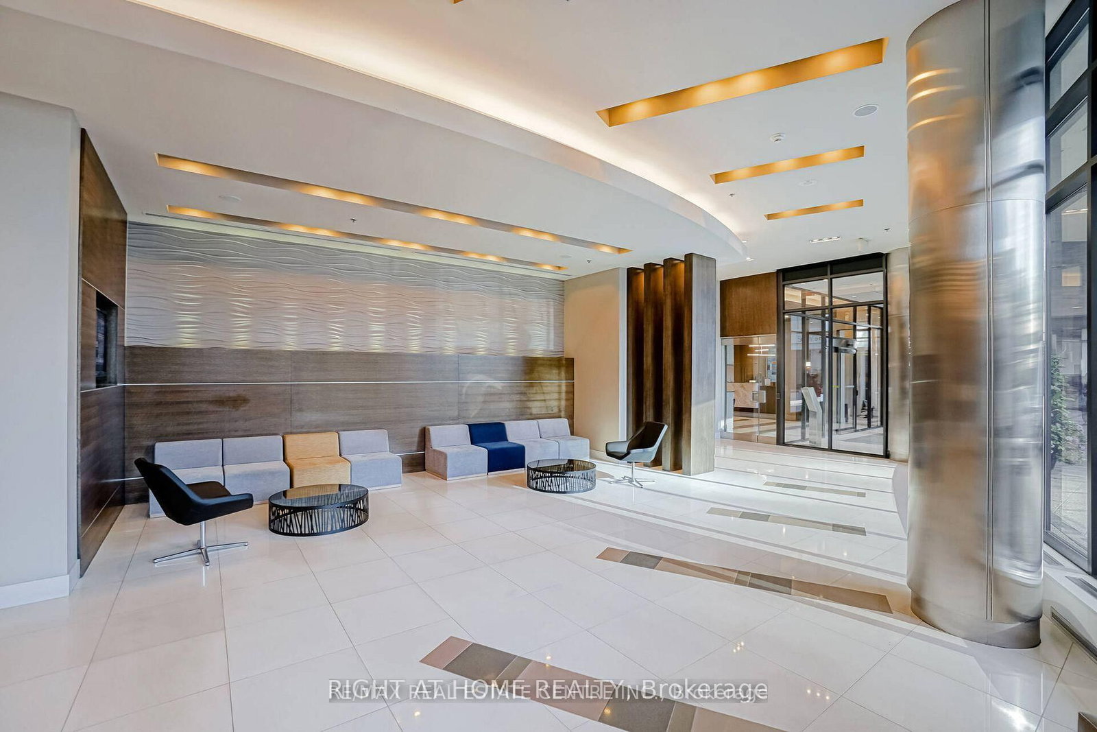 33 Bay Street, Unit 3213 - Photo 27