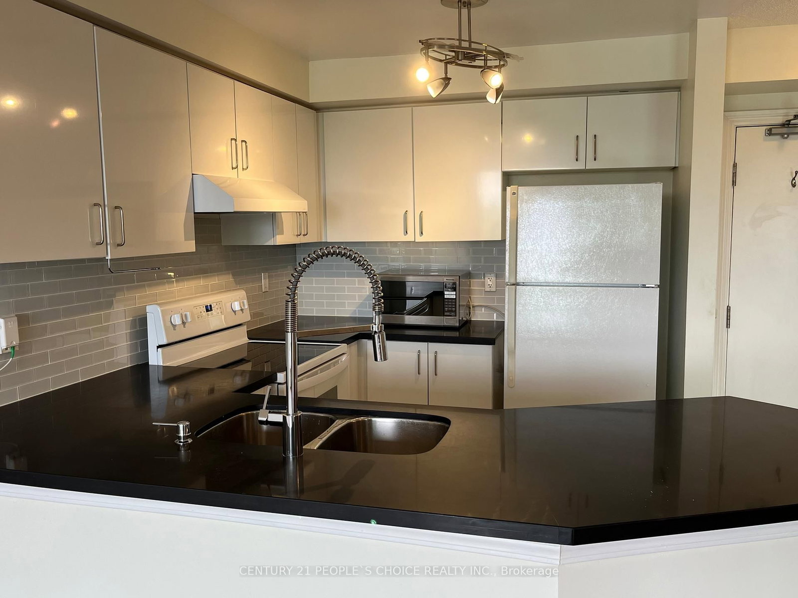 935 Sheppard Avenue W, Unit 603 - Photo 21