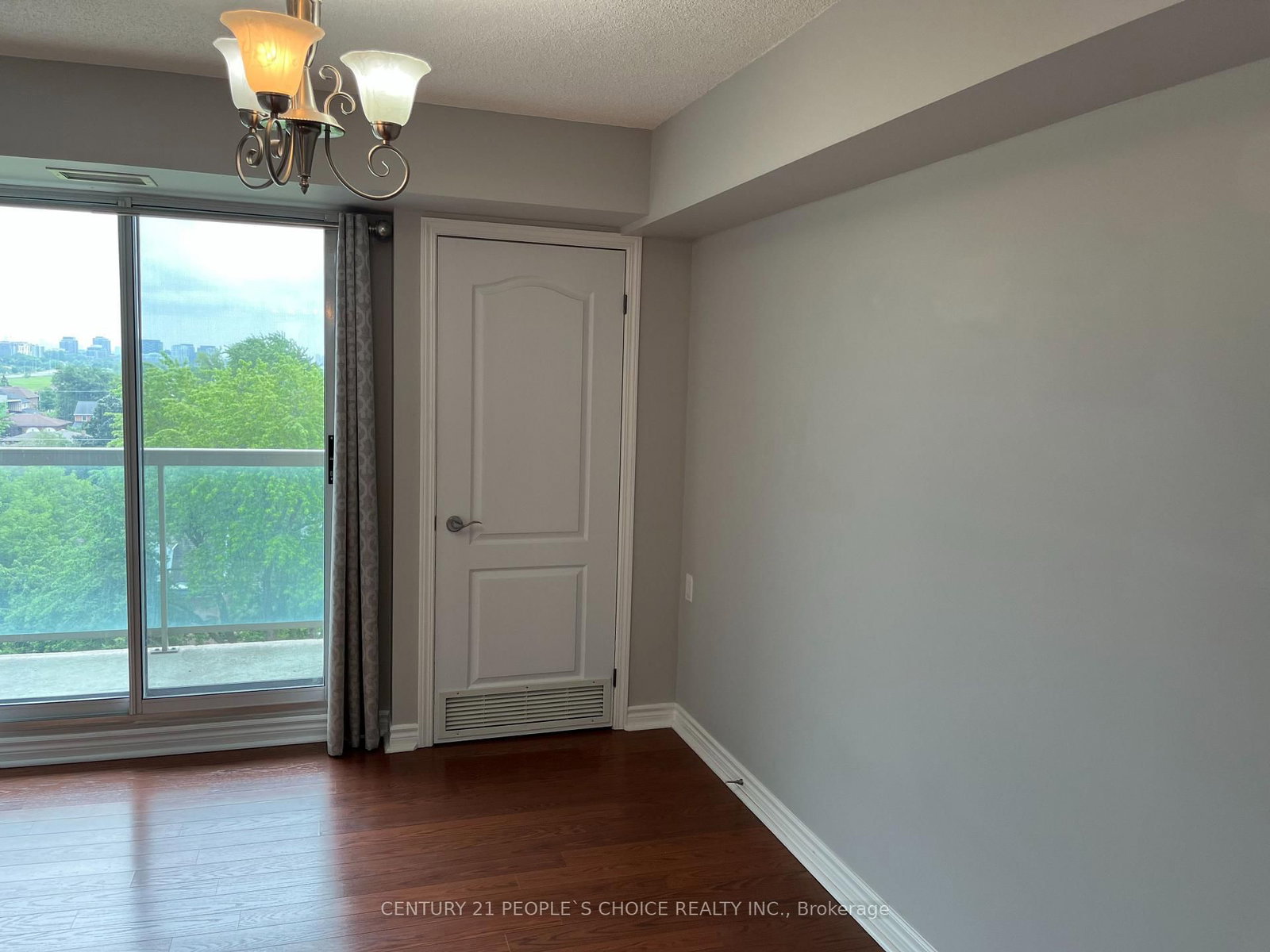 935 Sheppard Avenue W, Unit 603 - Photo 6