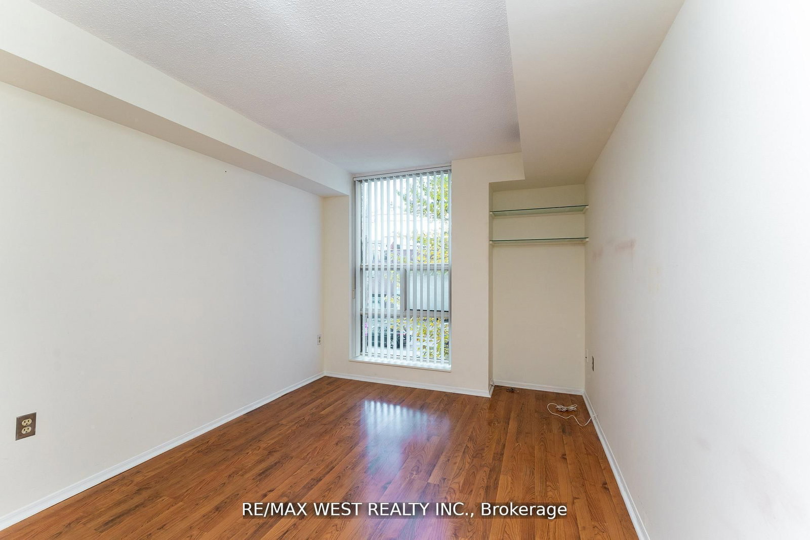 725 S King Street W, Unit 205 - Photo 10