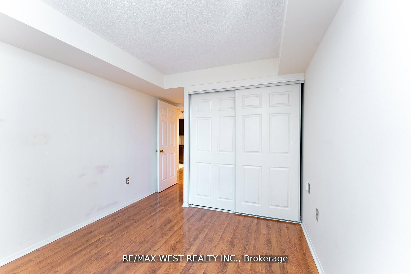 725 S King Street W, Unit 205 - Photo 12