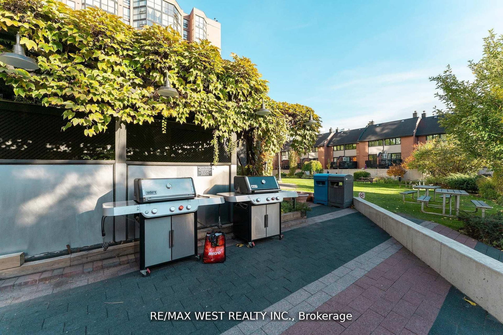 725 S King Street W, Unit 205 - Photo 33