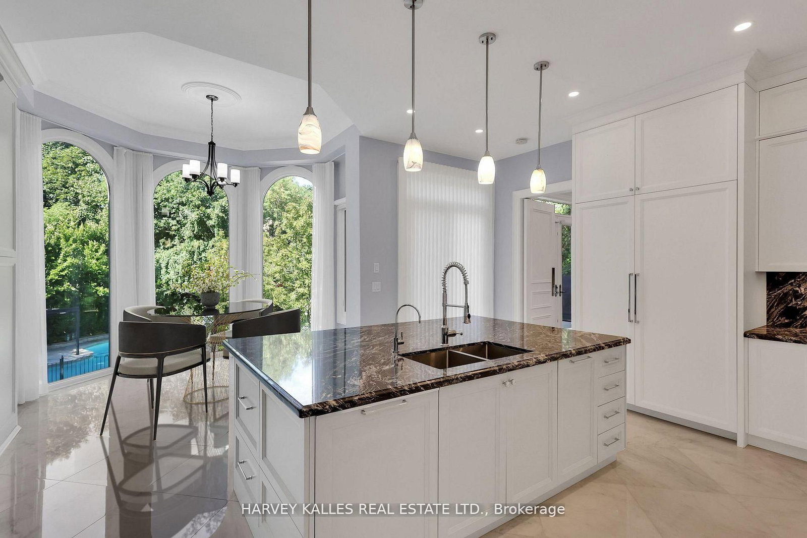 113 Coldstream Avenue - Photo 14