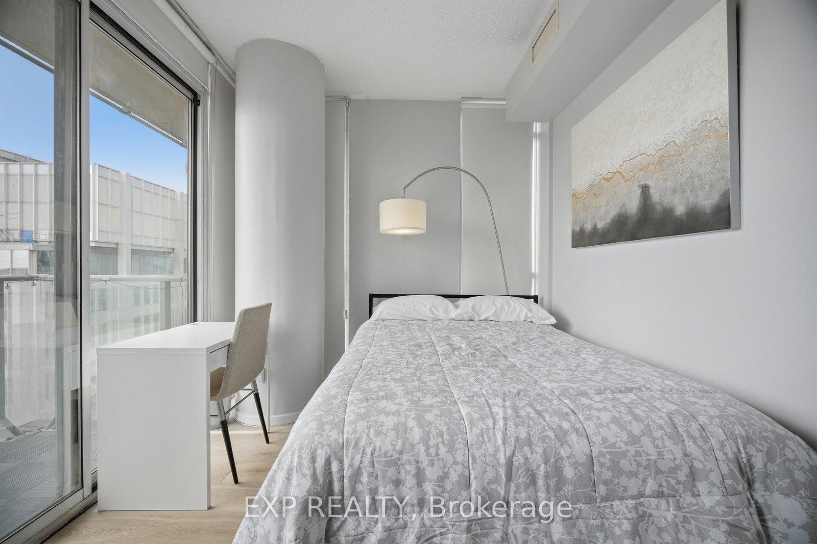 126 Simcoe Street, Unit 1907 - Photo 21