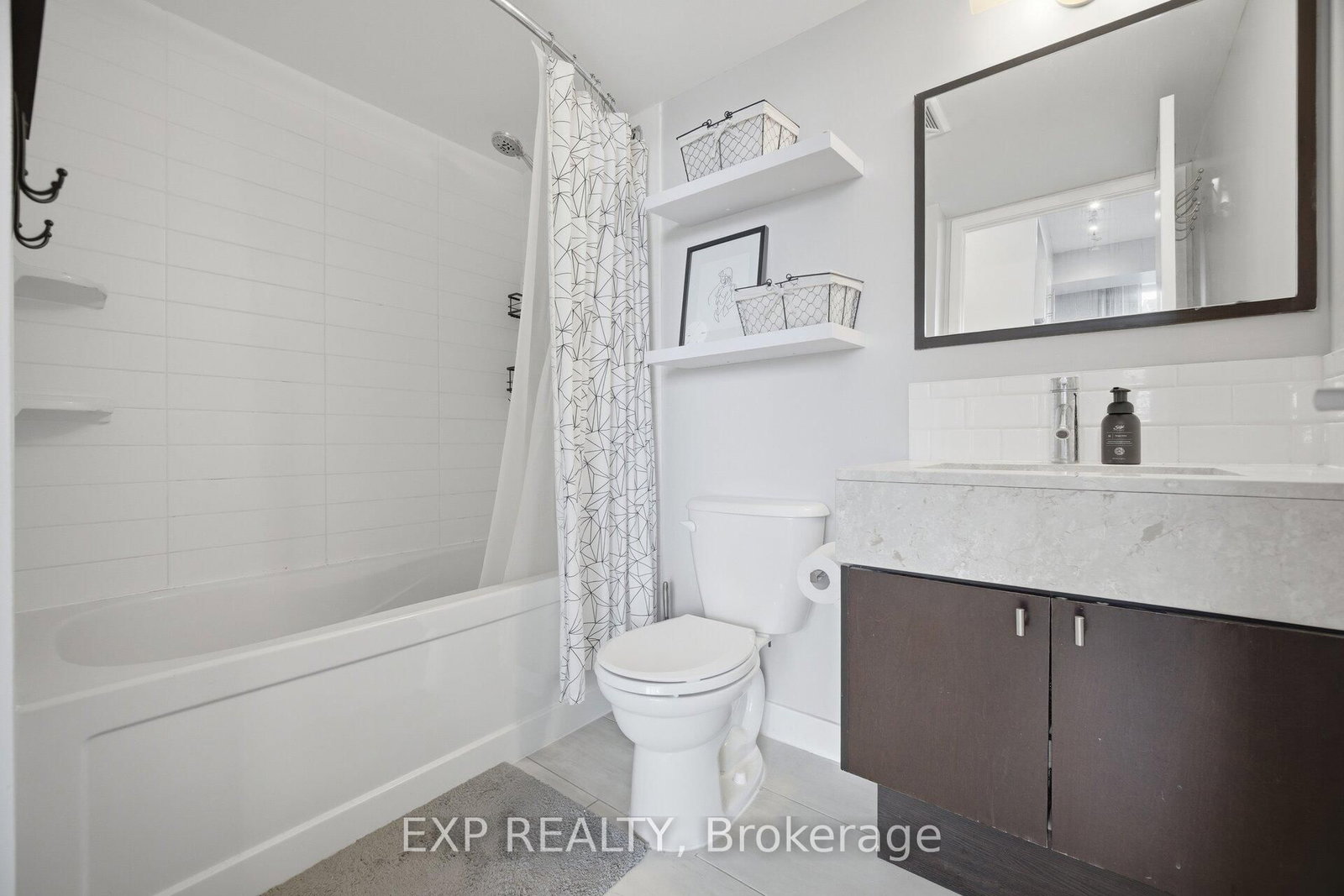 126 Simcoe Street, Unit 1907 - Photo 23