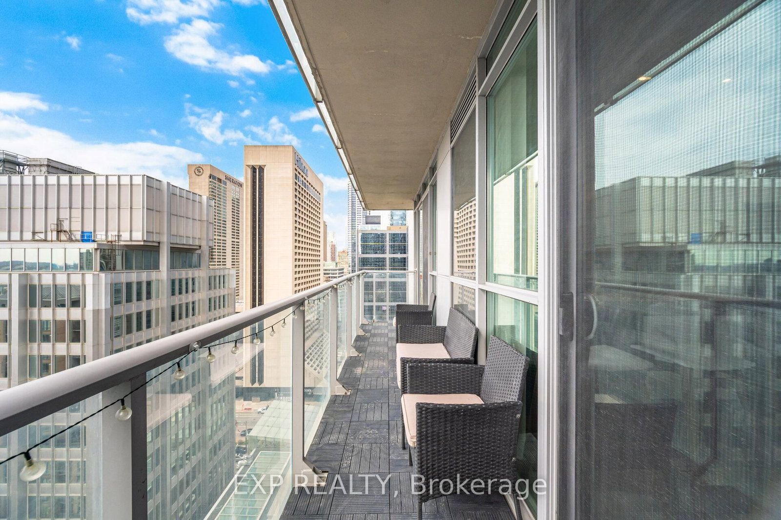 126 Simcoe Street, Unit 1907 - Photo 28