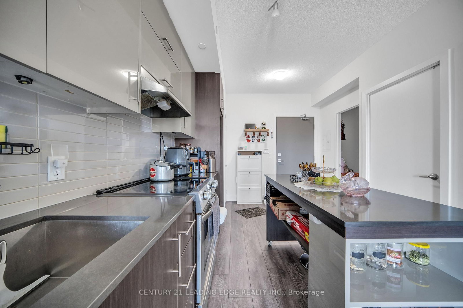 188 Fairview Mall Drive, Unit 1110 - Photo 10