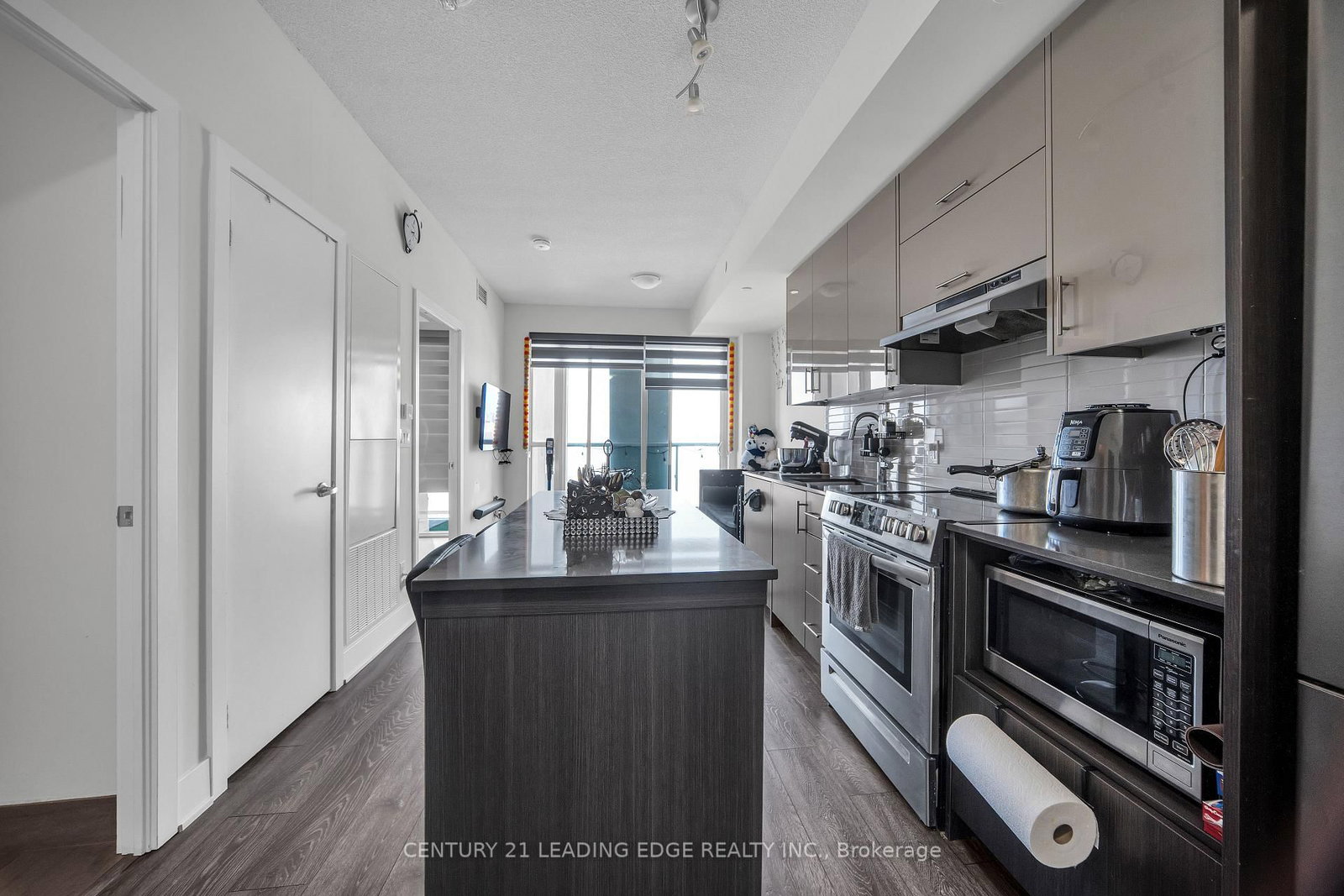 188 Fairview Mall Drive, Unit 1110 - Photo 7