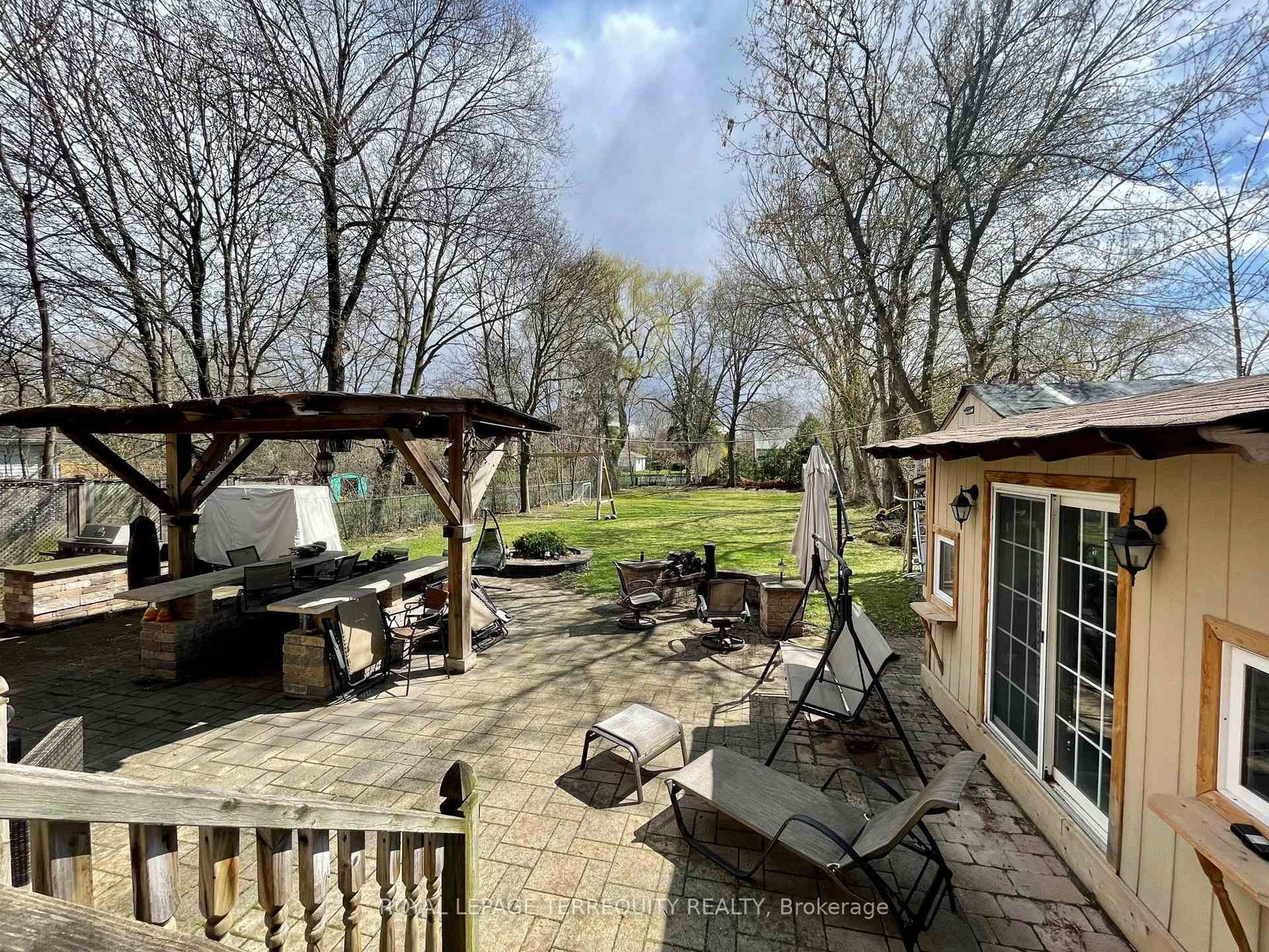 435 Drewry Avenue - Photo 45