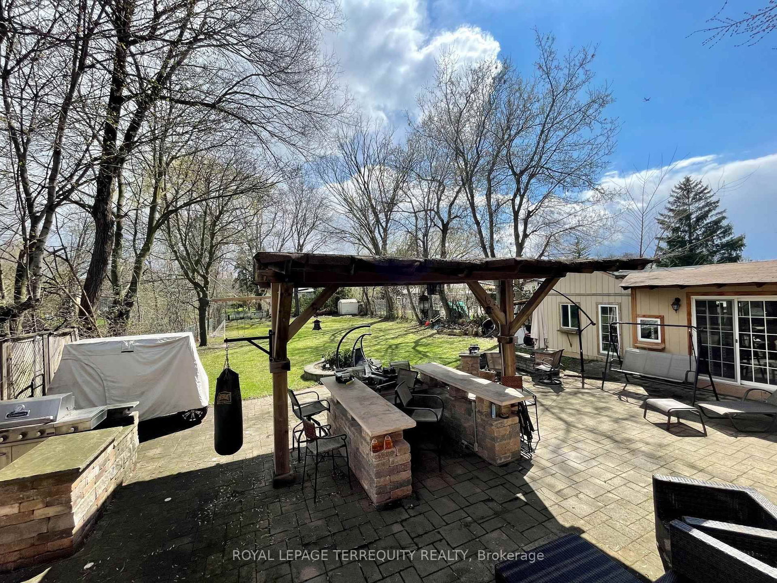 435 Drewry Avenue - Photo 46