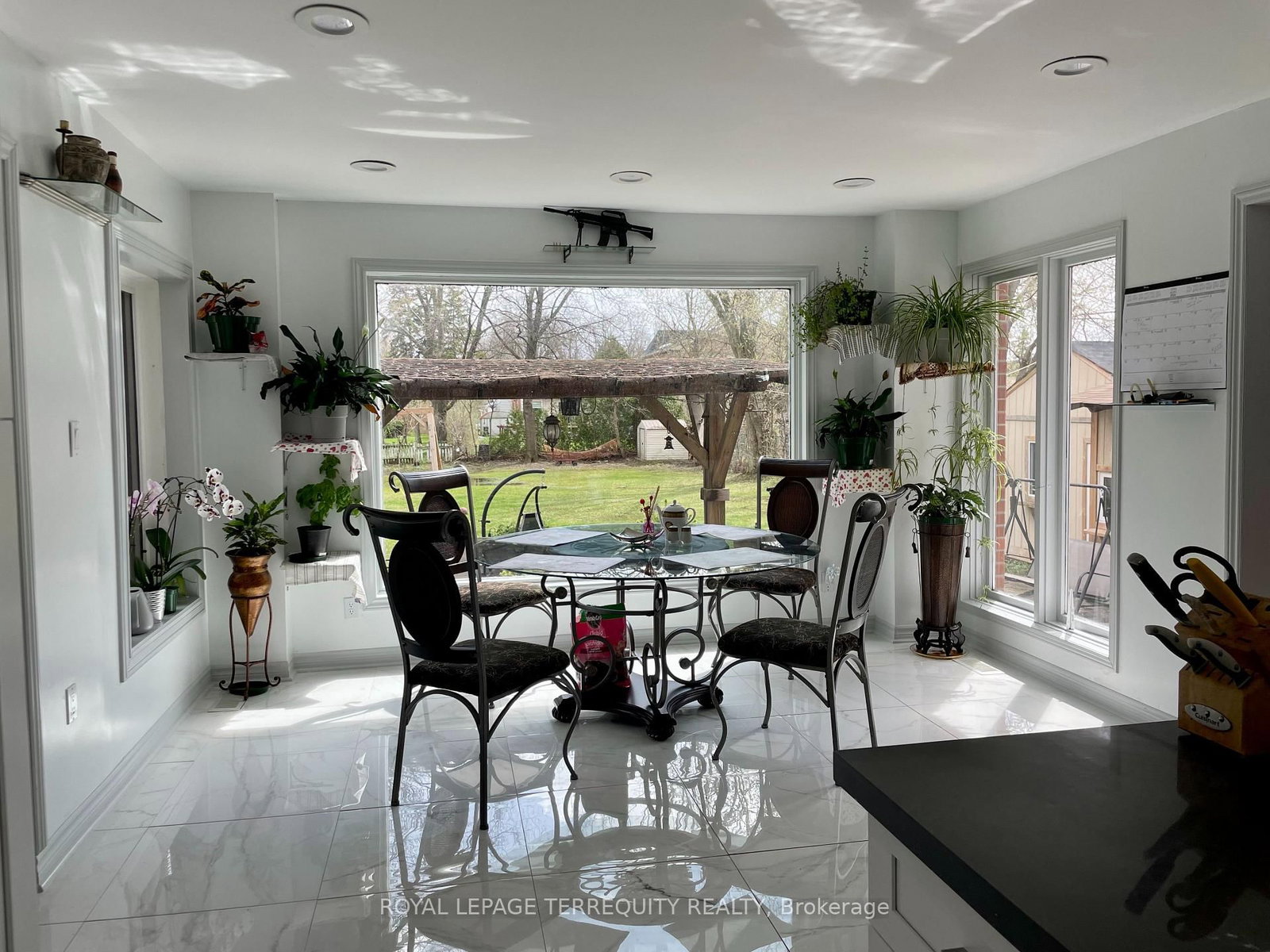 435 Drewry Avenue - Photo 8