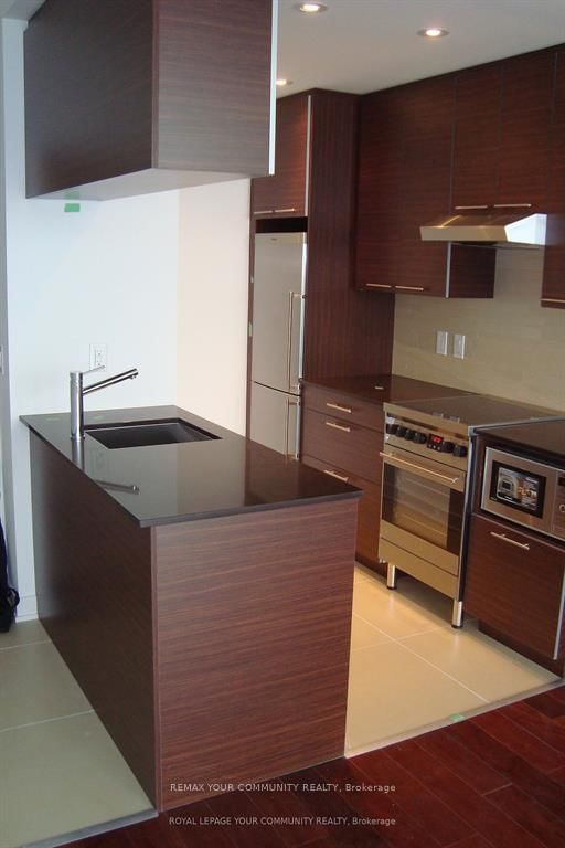 1 Market Street E, Unit 2306 - Photo 4