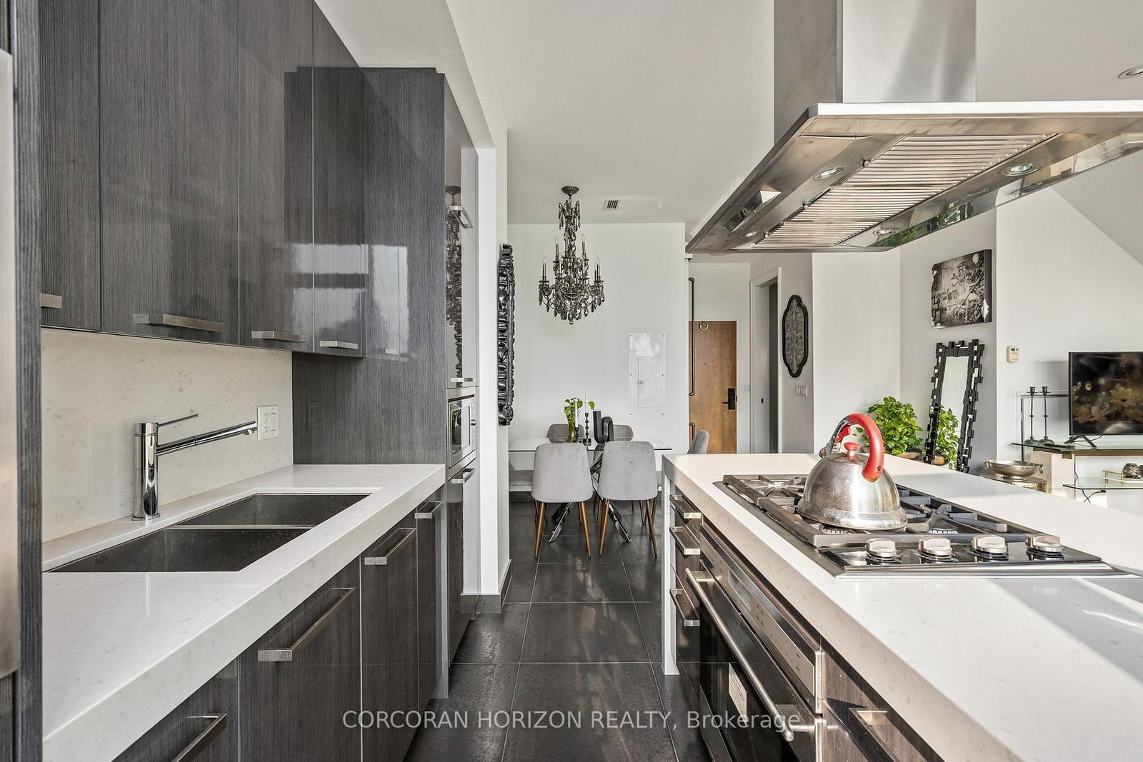 1 Market Street, Unit PH01 - Photo 11