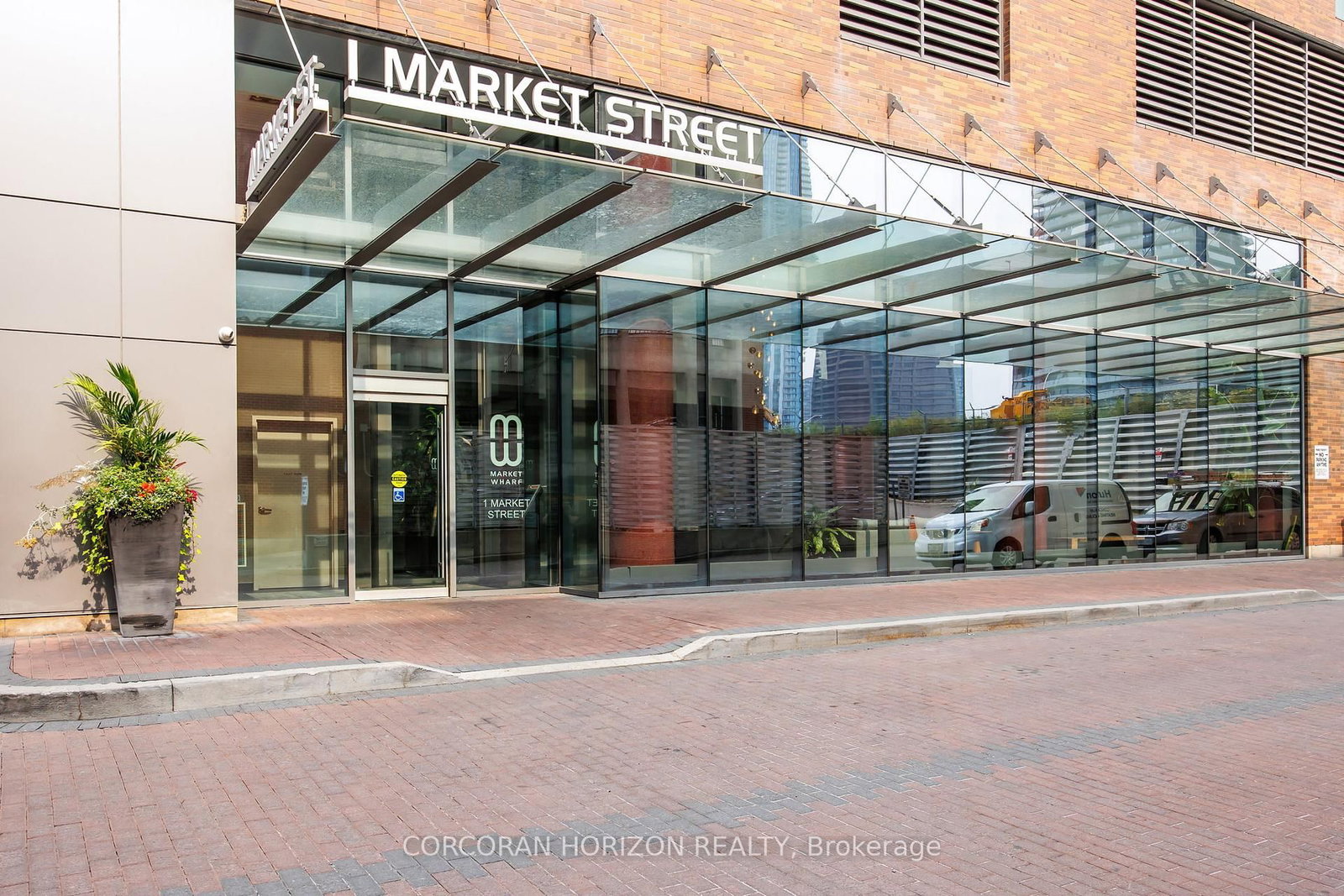 1 Market Street, Unit PH01 - Photo 27