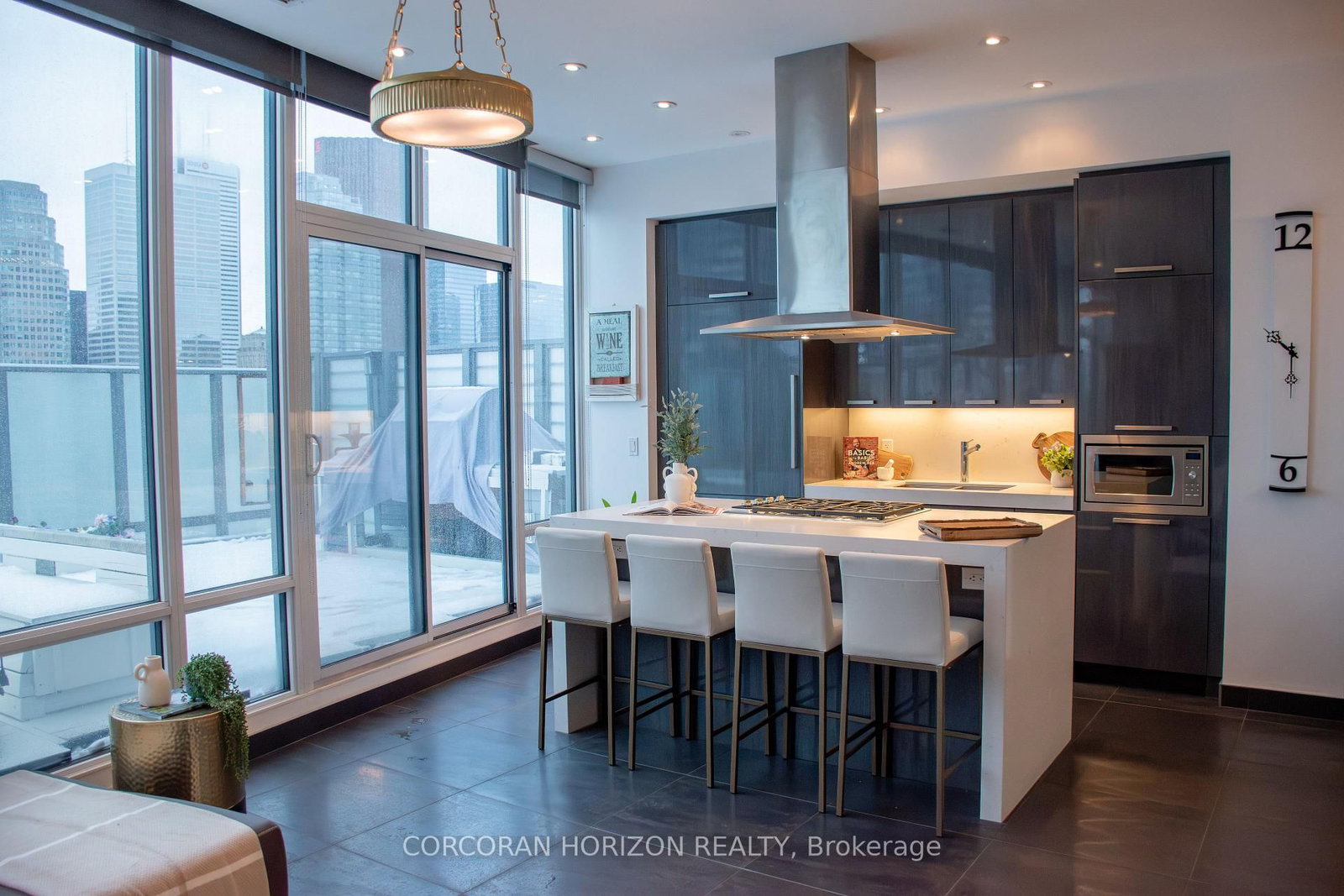 1 Market Street, Unit PH01 - Photo 9