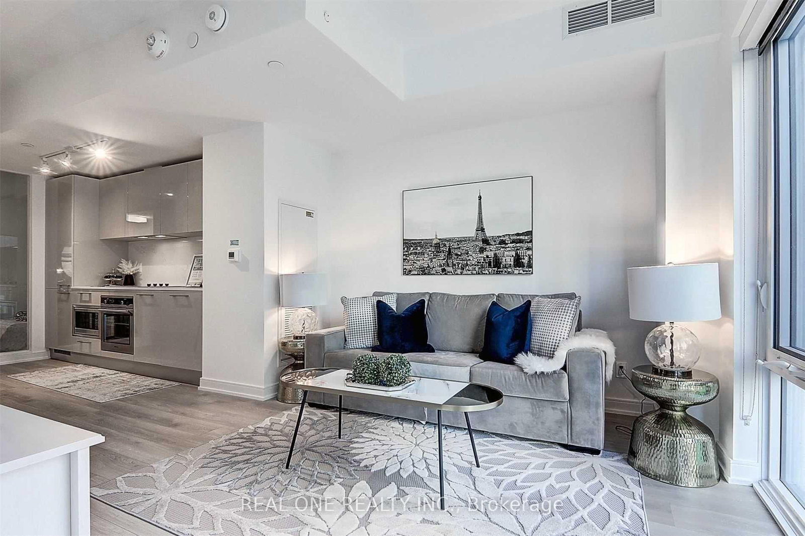 3 Gloucester Street, Unit 514 - Photo 11