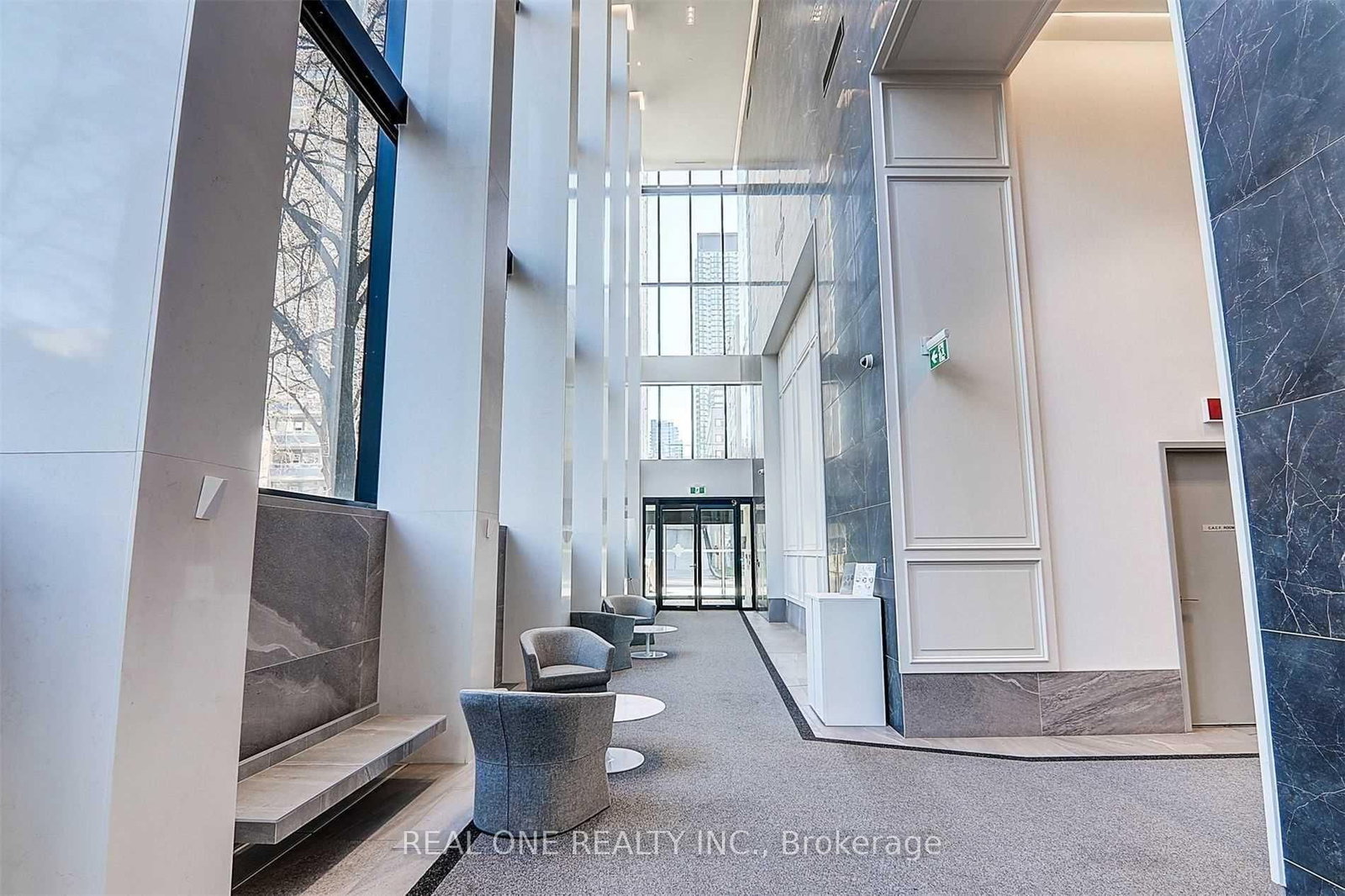 3 Gloucester Street, Unit 514 - Photo 2