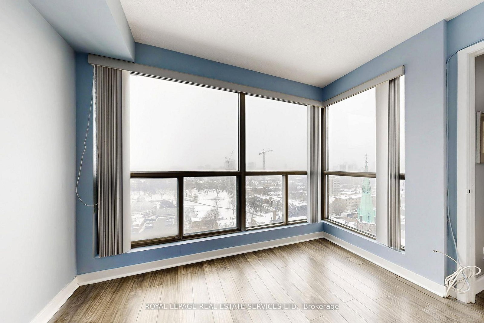 298 Jarvis Street, Unit 1705 - Photo 17