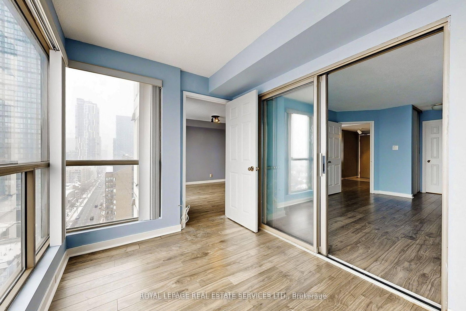 298 Jarvis Street, Unit 1705 - Photo 19