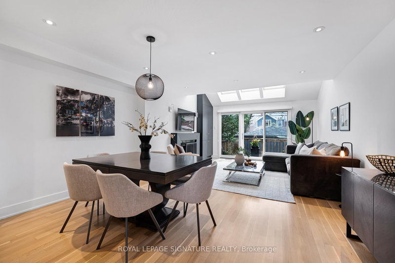 189 Bedford Park Ave, Toronto, M5M 1J4 | Image 2