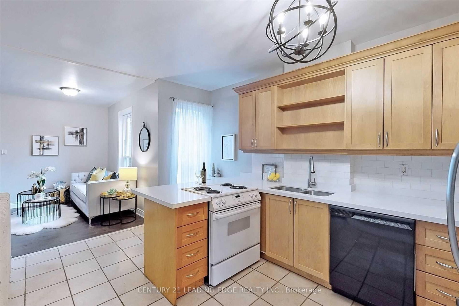 233 BORDEN Street - Photo 12