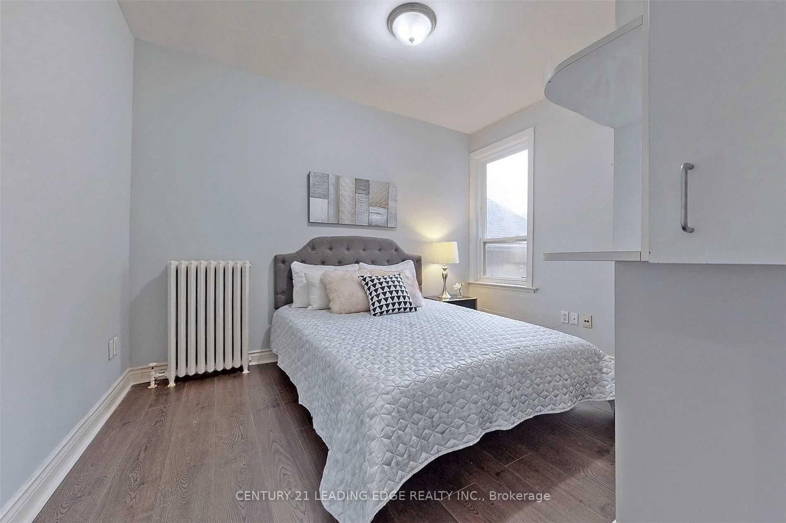 233 BORDEN Street - Photo 15