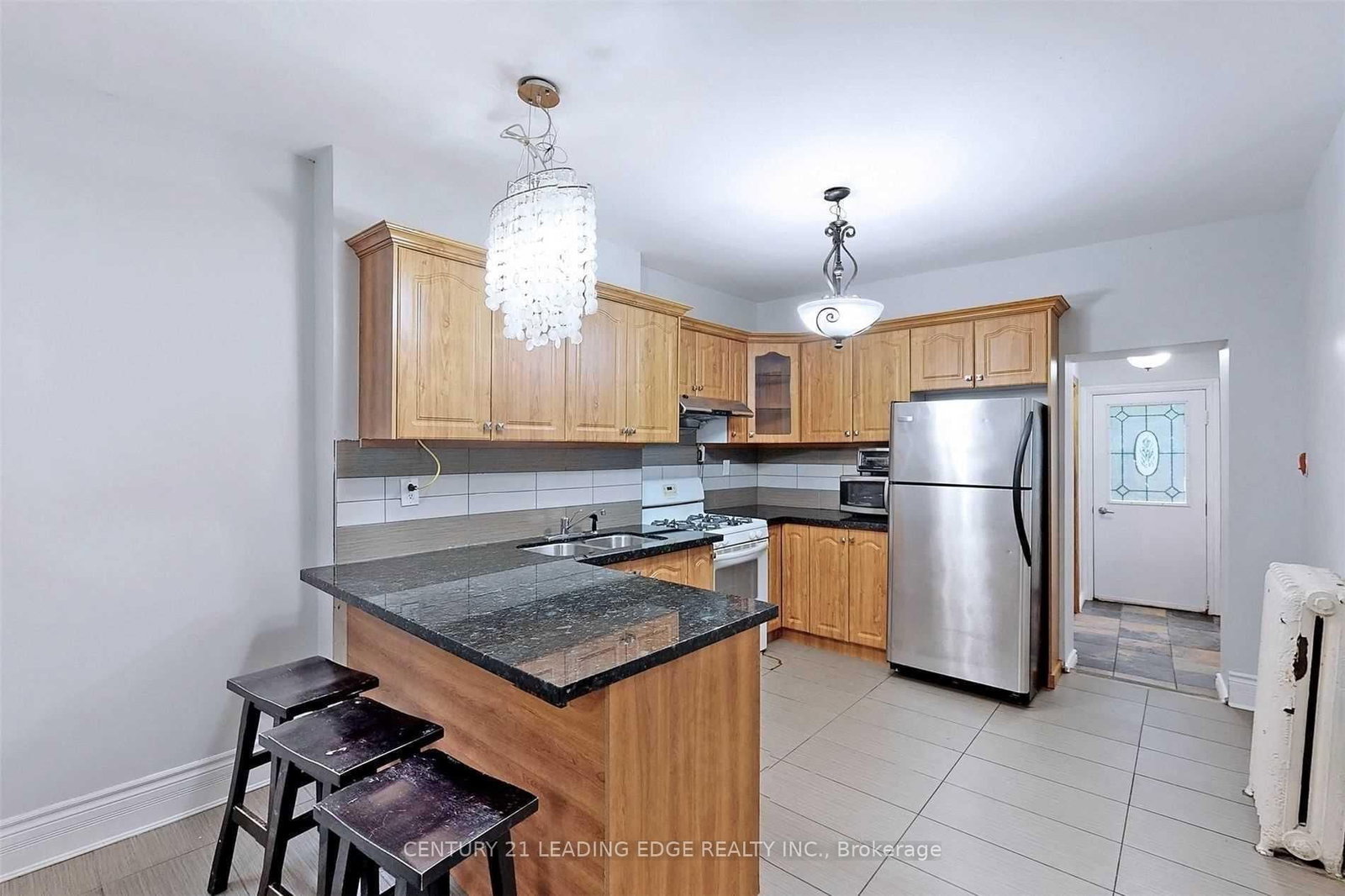 233 BORDEN Street - Photo 21