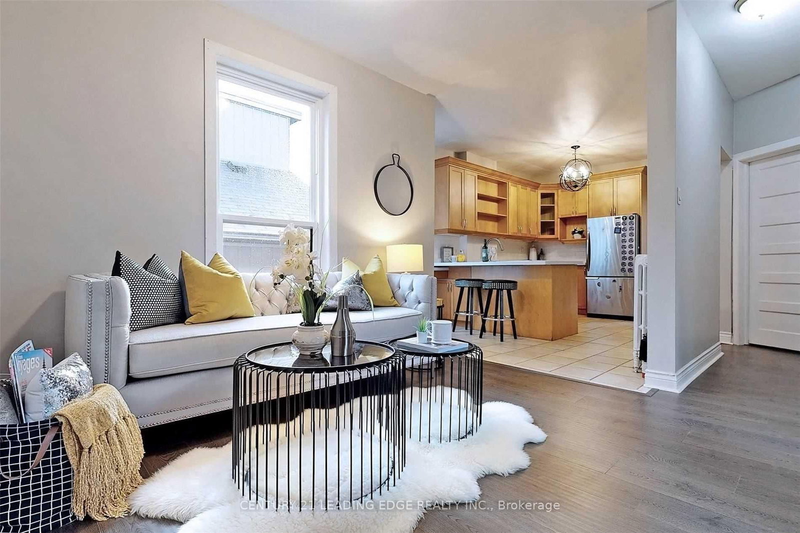 233 BORDEN Street - Photo 5