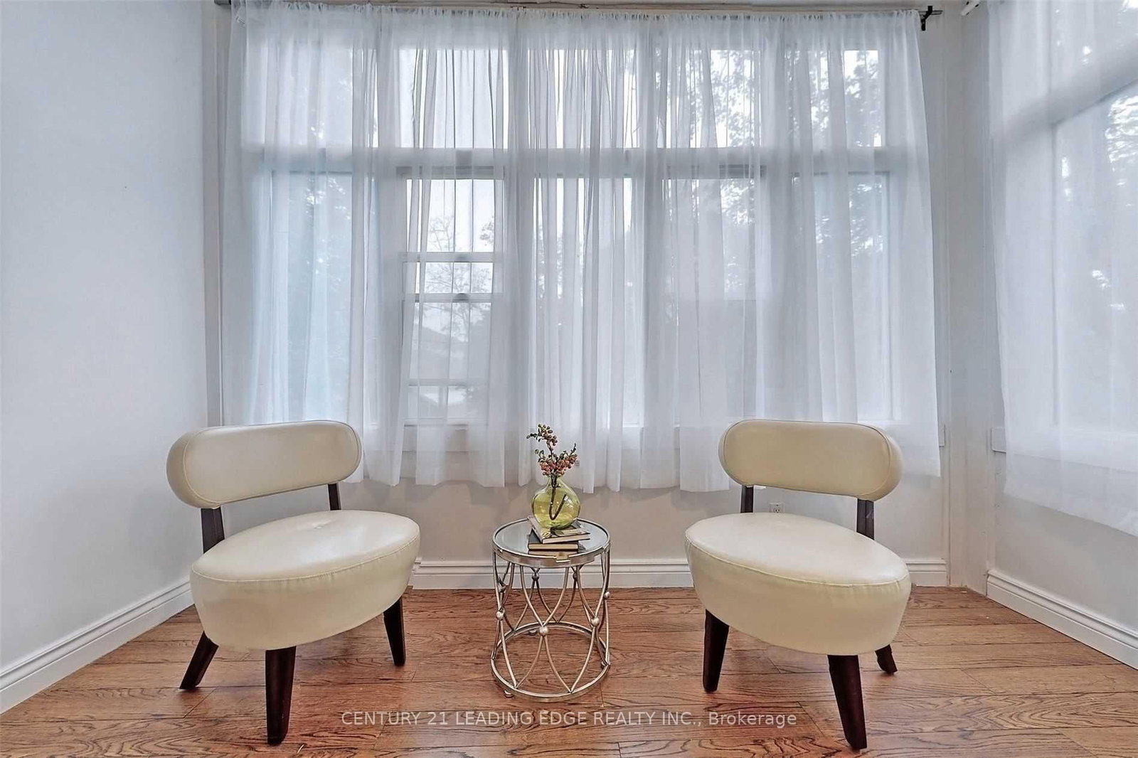 233 BORDEN Street - Photo 8