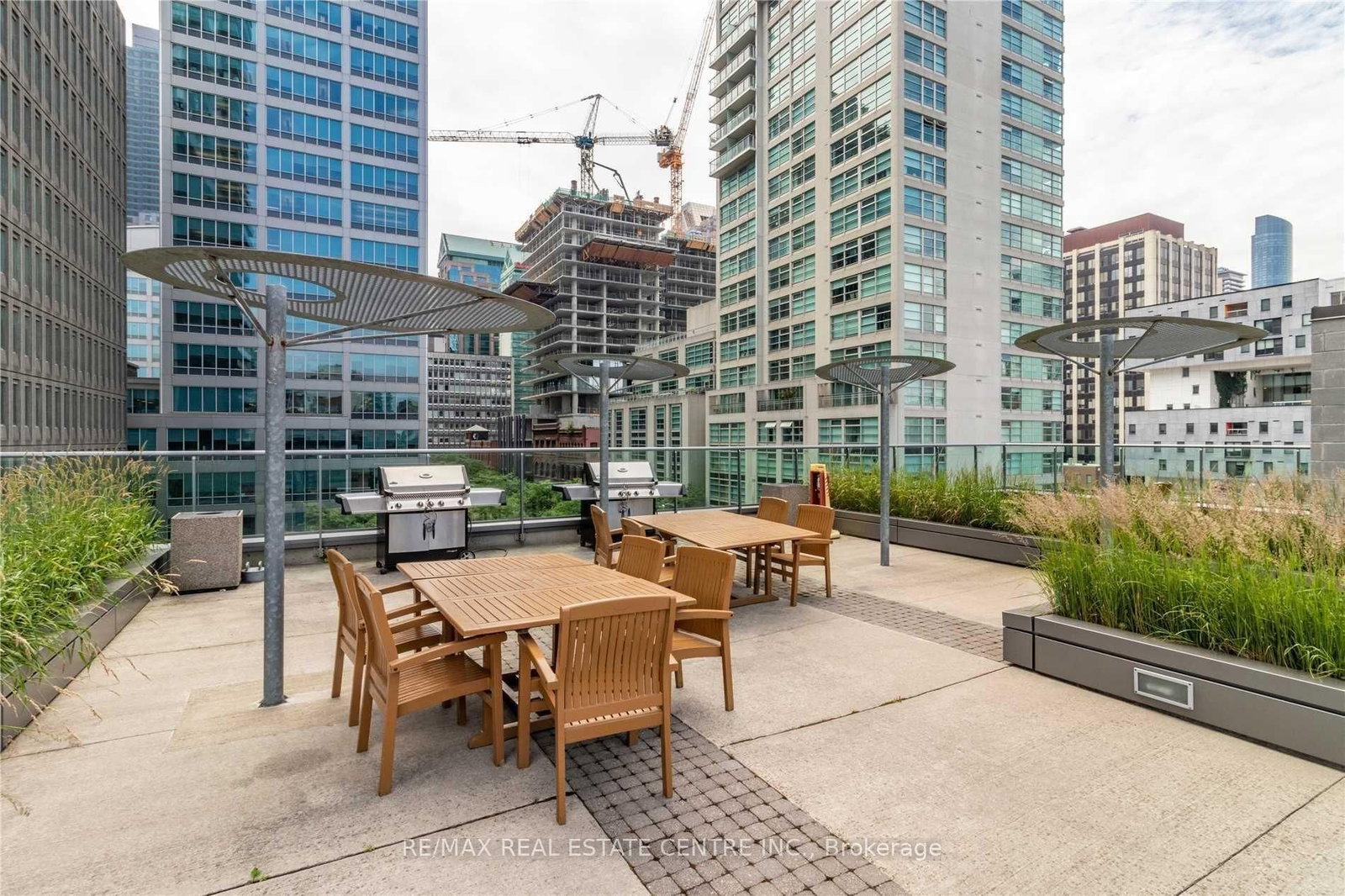 33 Lombard Street, Unit 216 - Photo 17