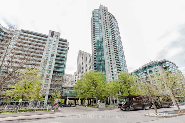 1611 - 215 Fort York Boulevard