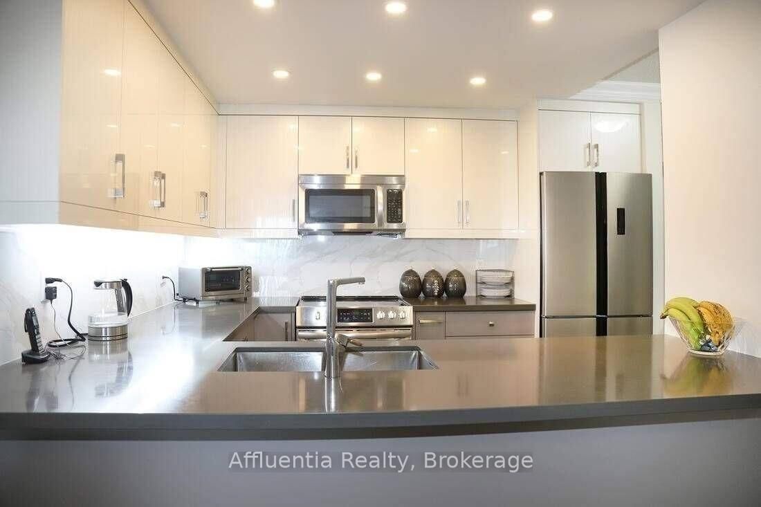 5 Concorde Place, Unit 3508 - Photo 19