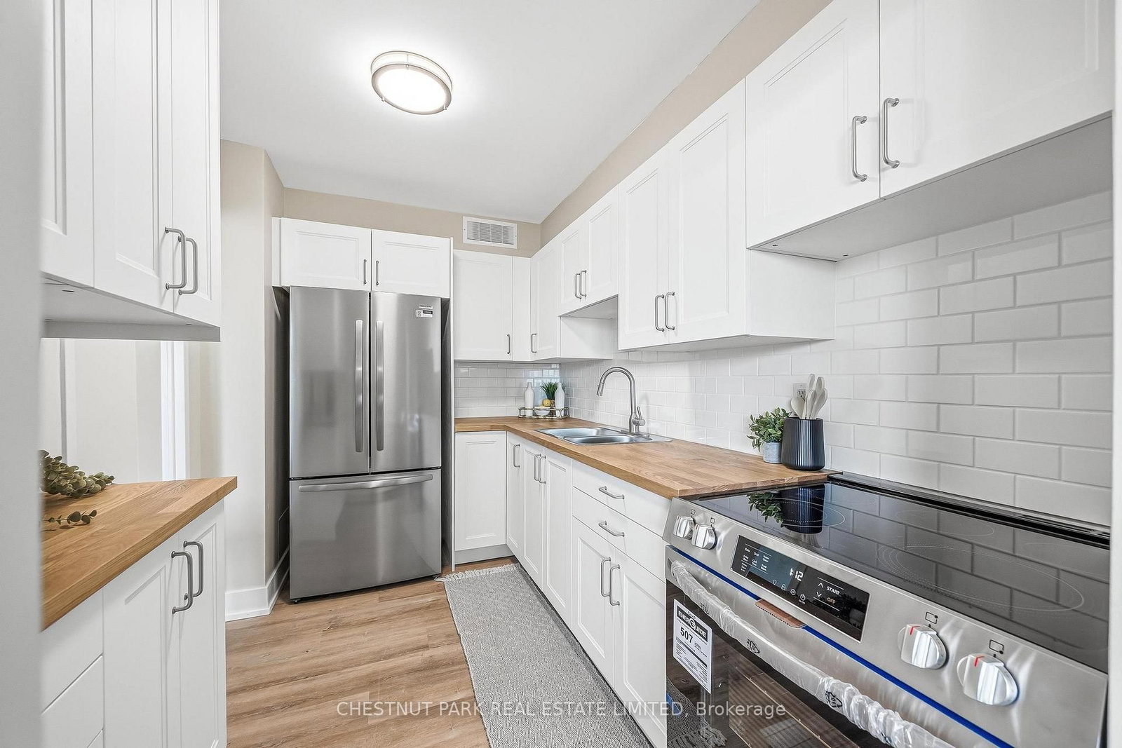10 Parkway Forest Drive, Unit 1106 - Photo 3